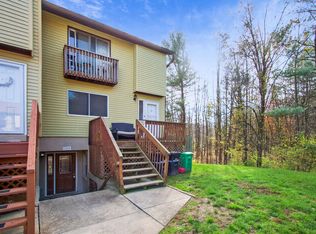 11352 Laurelwalk Dr #B-33, Laurel, MD 20708