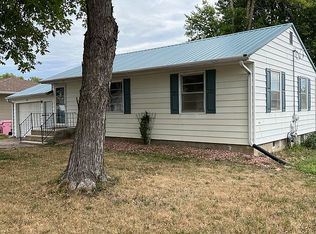 310 N 3rd St, Homer, NE 68030