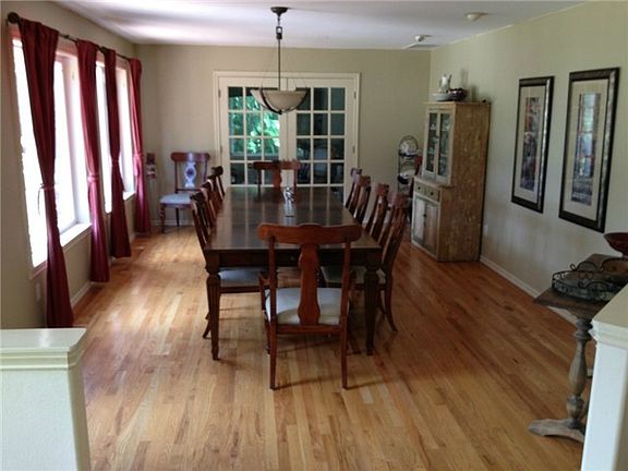 4th image of 10814 244th Street Ct E