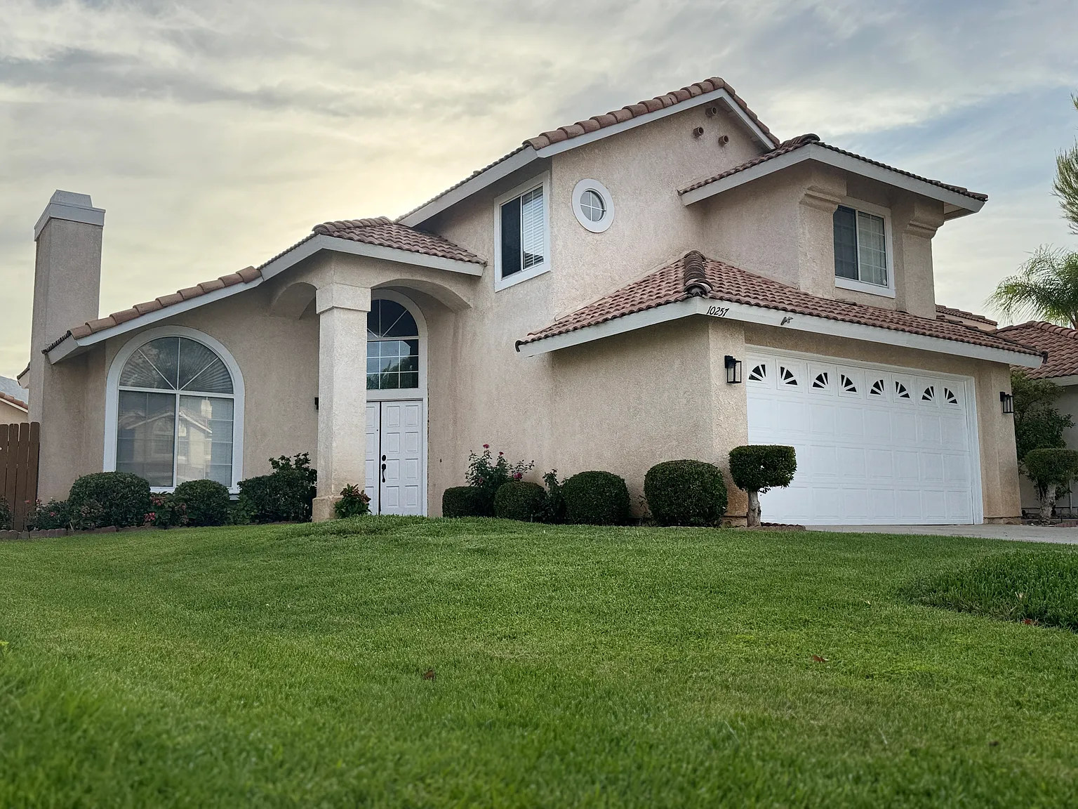 3 bed, 2.5 bath, 1600 sqft, $3,100 — Photo 1