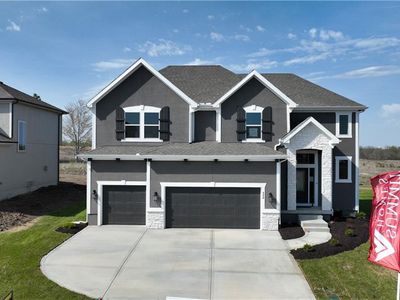 520 SE Carter Rd, Lees Summit, MO, 64082
