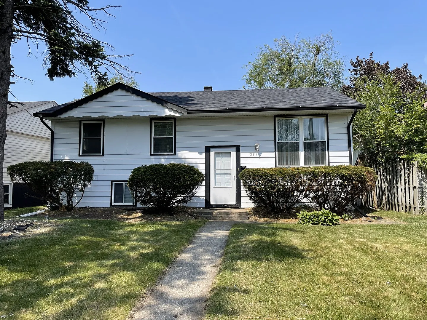 298 Clyde Ave photo 1