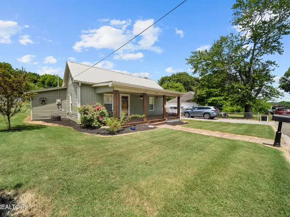 704 McCaslin Ave, Sweetwater, TN 37874