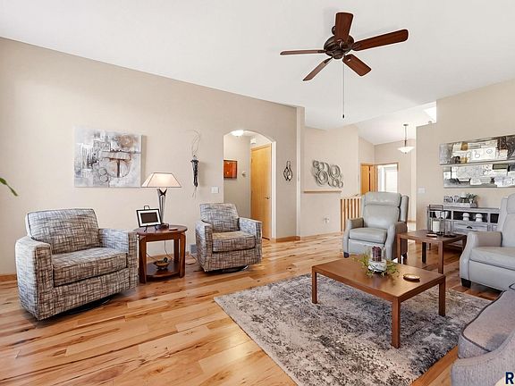 5th image of 3403 S Pennant Pl