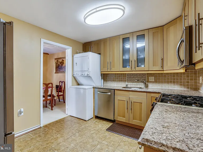 18722 Walkers Choice Rd #4 — Photo 10