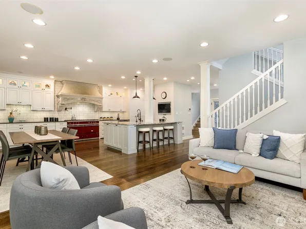 206 NW 143rd Street, Seattle, WA 98177