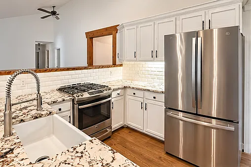 3 bed, 1804 sqft, $2,400 — Photo 3