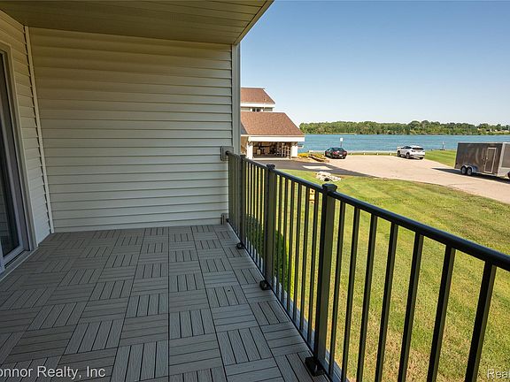2nd image of 3995 River Rd APT 16