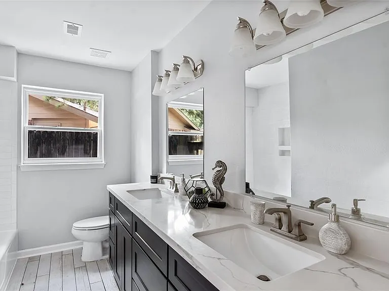 1747 Maux Dr — Photo 16