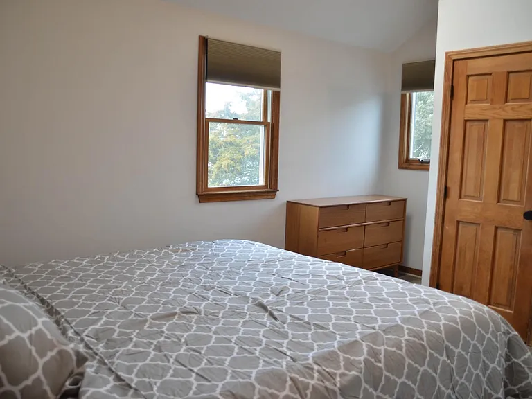 28 Pine Point Rd — Photo 11