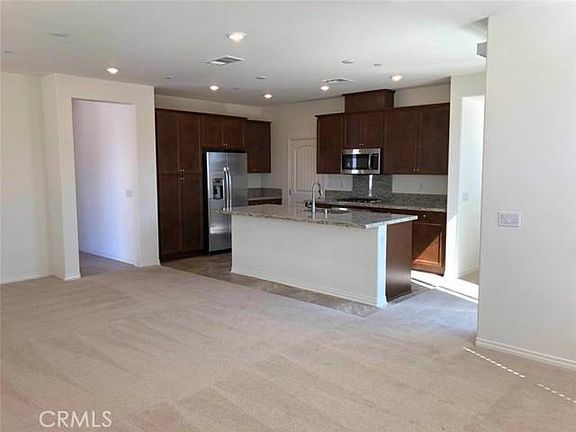 3rd image of 8782 Festival St