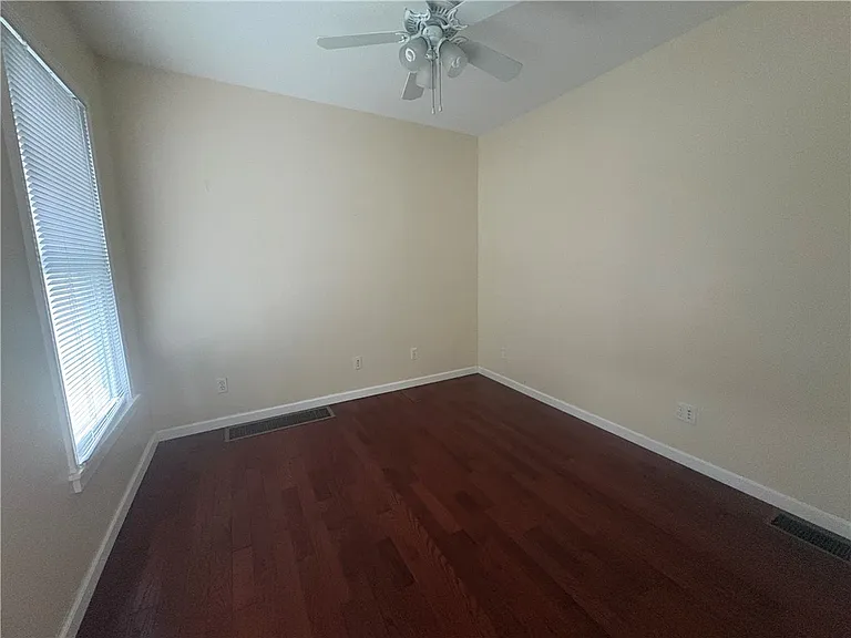 6 Walnut St #2 — Photo 6