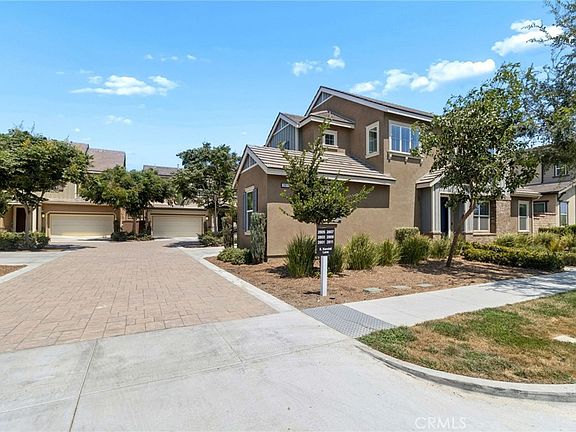 5th image of 2811 E Kendall Ln