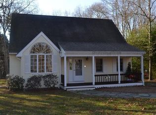 17 J Braden Thompson Rd, Forestdale, MA 02644