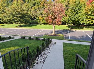 31 Dunmoor Ct S, Hamilton, NJ 08690