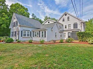 84 Oak Hill Rd APT 4, Southborough, MA 01745