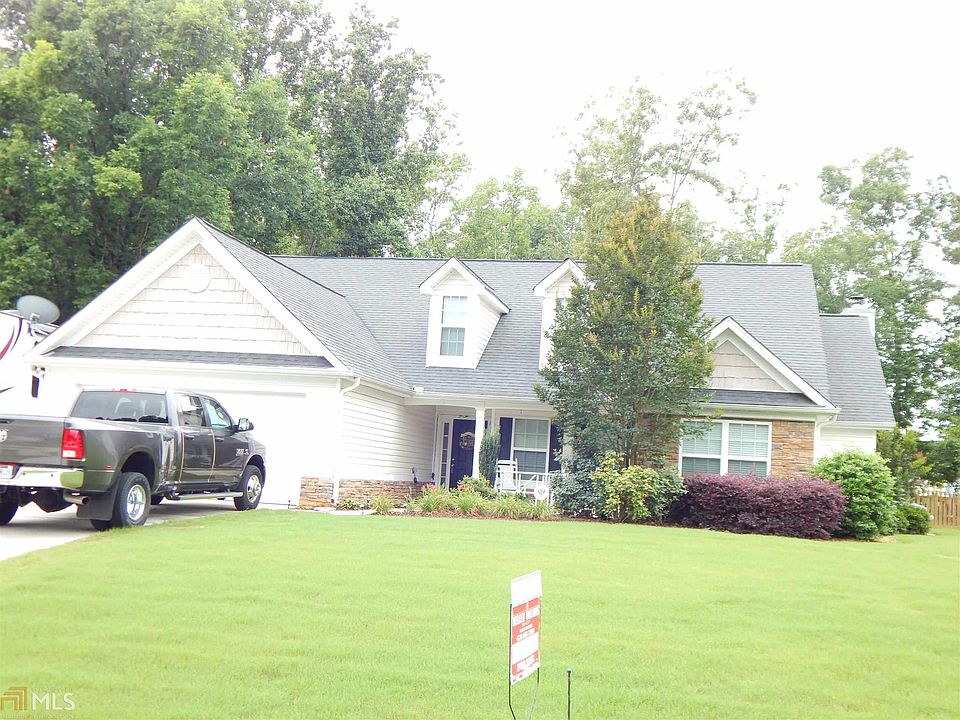 1st image of 2313 Robin Dr
