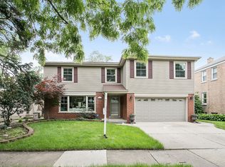 8314 Tripp Ave, Skokie, IL 60076