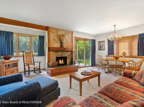 3705 N Teton Dr #914, Wilson, WY 83014