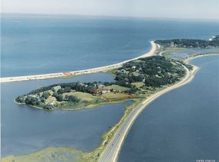 345 Private 8 Rd #8, East Marion, NY 11939