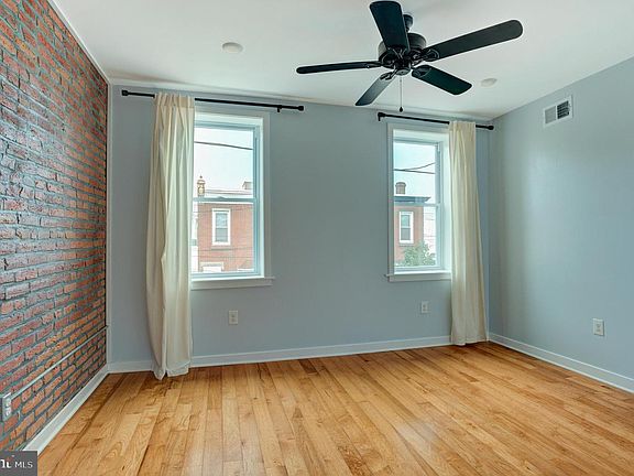 5th image of 2609 Memphis St