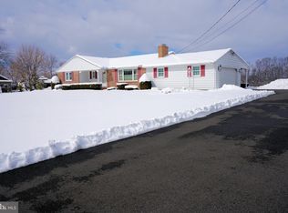 2270 Foulkes Mill Rd, Quakertown, PA 18951