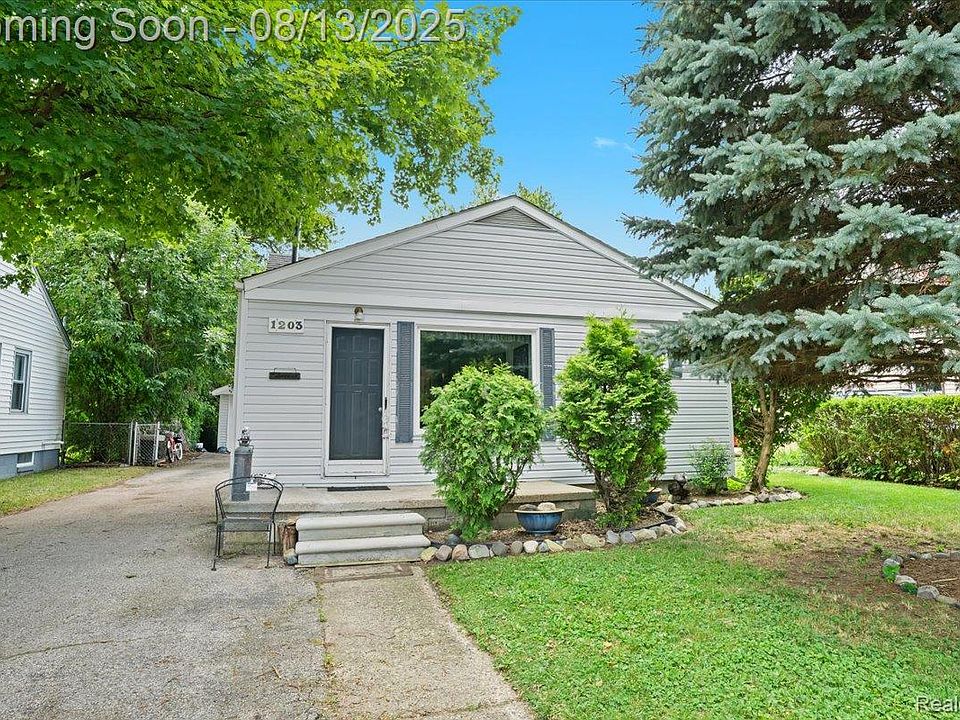 1st image of 1203 W Windemere Ave
