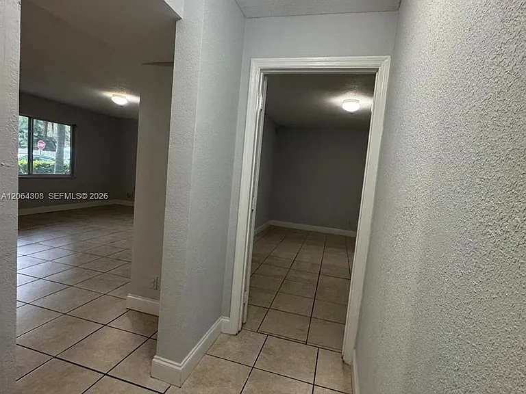 4271 NW 5th St #130 — Photo 2