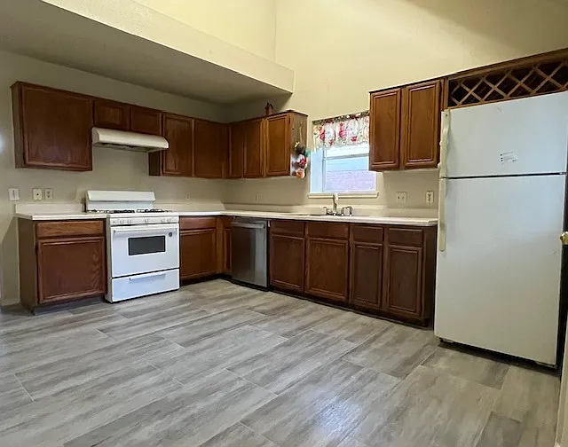 2818 Grants River Cir — Photo 15