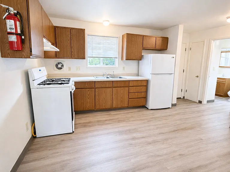 Independence Park Townhomes — Photo 5