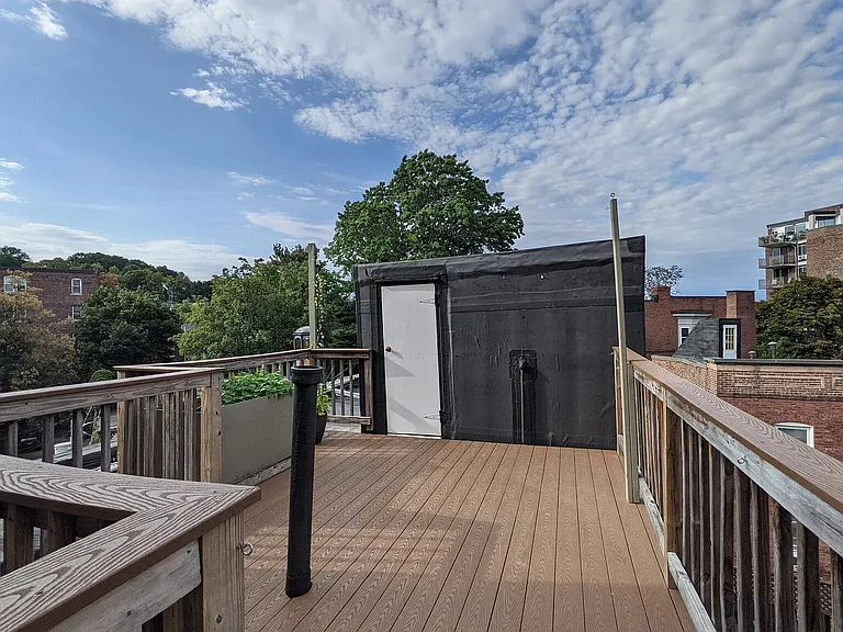1405 Beacon St #1 — Photo 12