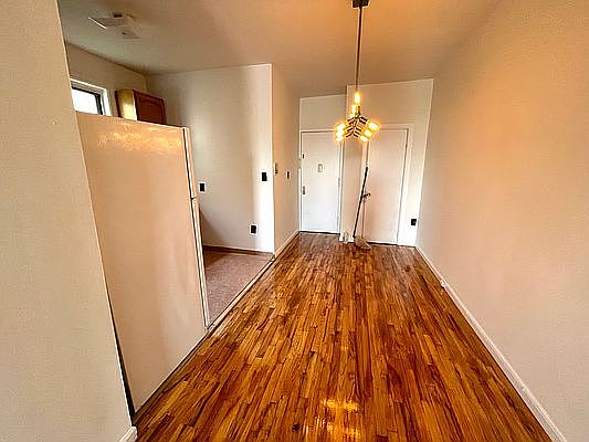 3rd image of 35-07 Ditmars Blvd #4