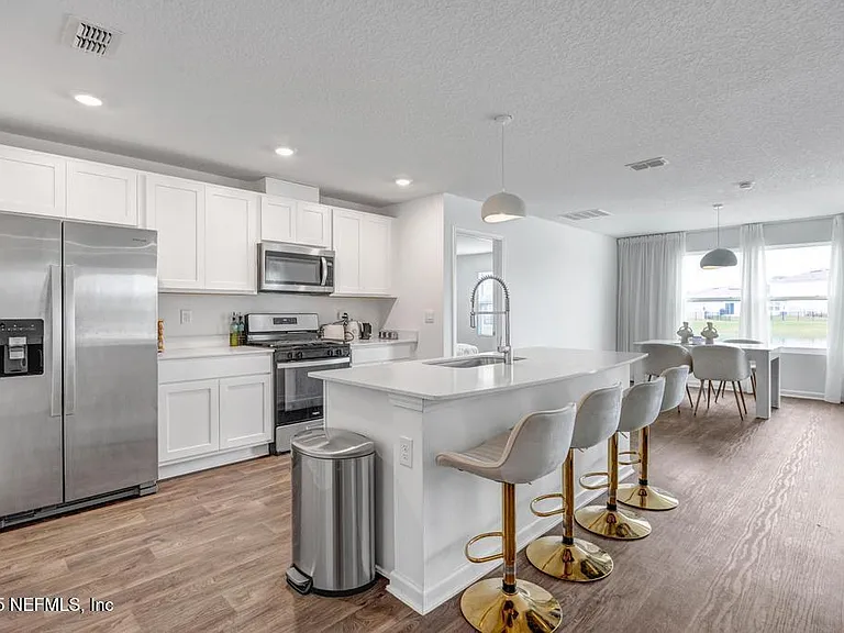 121 Ardila Cir — Photo 10