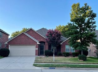 2507 Mustang Dr, Arlington, TX 76001