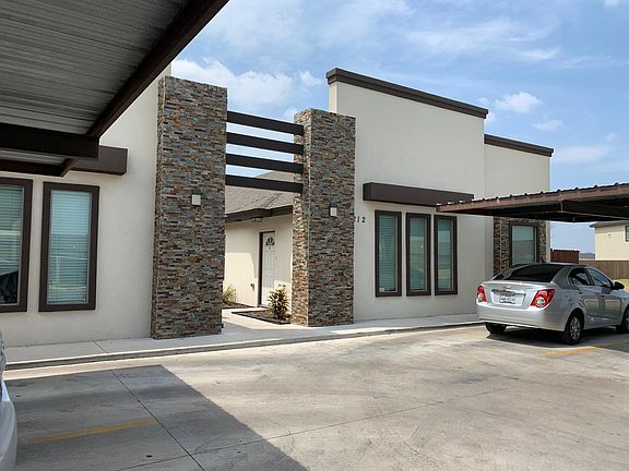 4th image of 212 Teak Dr APT 4