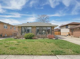 15126 University Ave, Dolton, IL