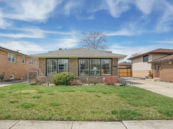 15126 University Ave, Dolton, IL 60419