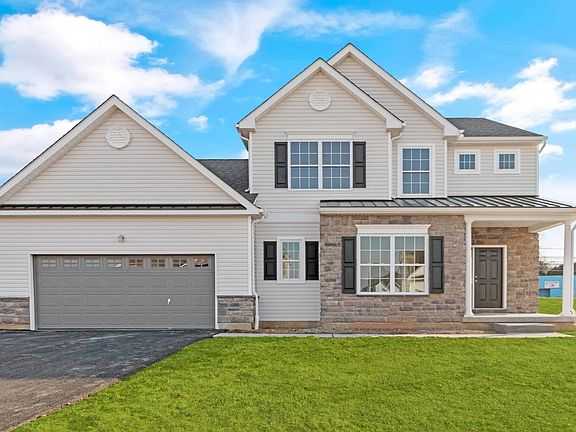 Vinecrest Traditional Exterior