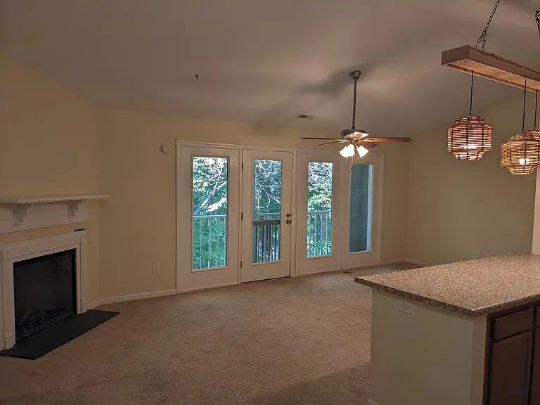 1341 Park Glen Dr #302 — Photo 1