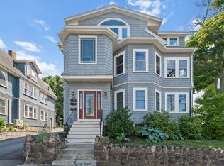 108-110 Burrill St UNIT 2, Swampscott, MA 01907