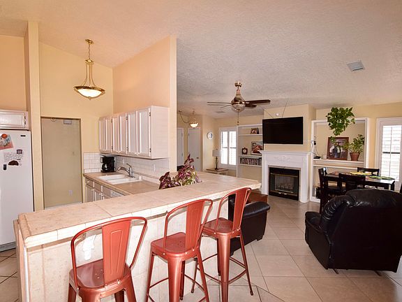 5th image of 7700 San Francisquita Ct NW