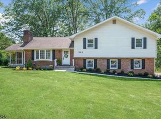503 Warrenville Rd, Warren, NJ 07059