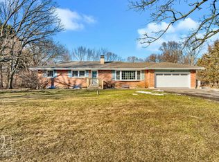 1218 Forest Dr, Elgin, IL 60123
