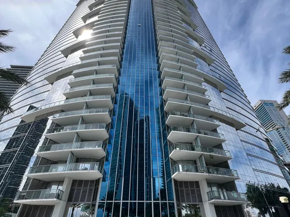 851 NE 1st Ave, Miami, FL