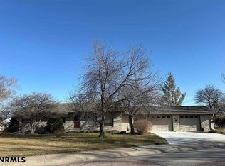 2750 Chinoe Rd, Gering, NE 69341