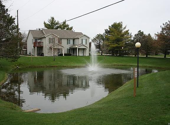 4th image of 882 Saybrook Dr #1