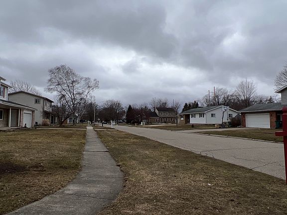 4th image of 455 Bellewood Dr
