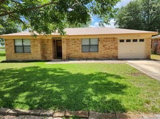205 Pecan St, Cibolo, TX 78108