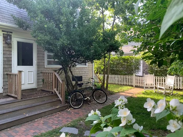 159 Main St #B, Nantucket, MA 02554