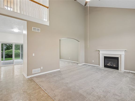 3rd image of 5704 Yanni Ct